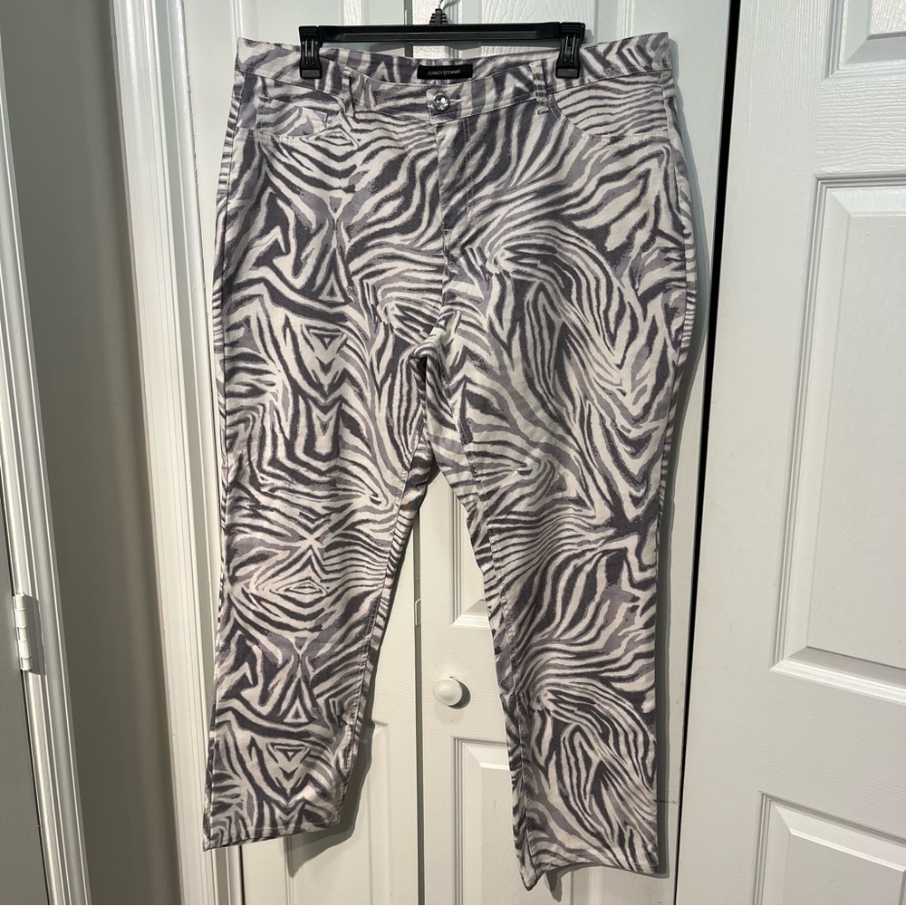 NWT Ashley Stewart y2k Zebra Printed Pants